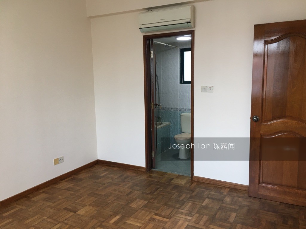 Regal Court (D12), Apartment #130930052